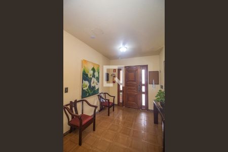 Hall de entrada de apartamento à venda com 2 quartos, 59m² em Medianeira, Porto Alegre