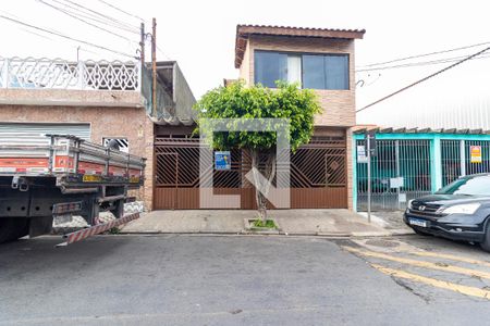 Fachada de casa à venda com 1 quarto, 380m² em Vila Jacuí, São Paulo