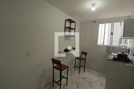Cozinha e Área de Serviço de kitnet/studio para alugar com 1 quarto, 70m² em Jardim Itália, Várzea Paulista