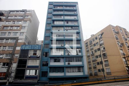 Fachada de kitnet/studio à venda com 1 quarto, 44m² em Farroupilha, Porto Alegre
