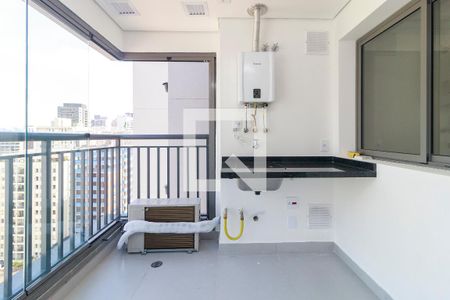 Varanda da Sala/Cozinha de apartamento para alugar com 1 quarto, 52m² em Santo Amaro, São Paulo