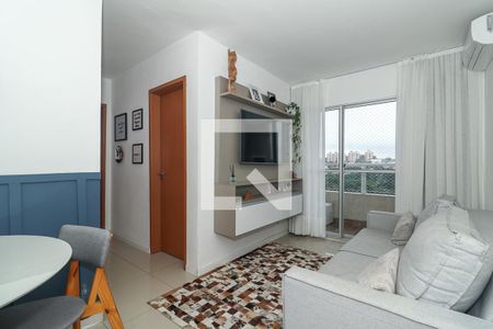 Sala de apartamento para alugar com 2 quartos, 49m² em Morro Santana, Porto Alegre