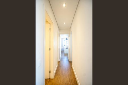 Corredor dos Quartos de apartamento à venda com 3 quartos, 86m² em Vila Zilda, São Paulo
