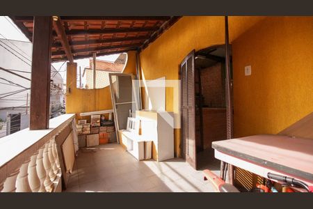 Varanda de casa à venda com 3 quartos, 364m² em Jardim Ana Rosa, São Paulo