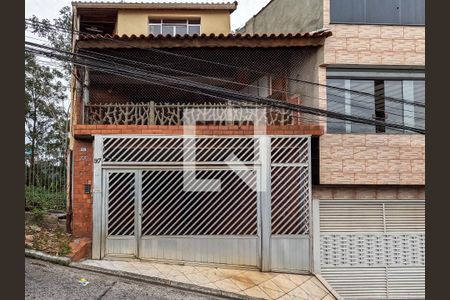 Fachada de casa para alugar com 2 quartos, 80m² em Conjunto Residencial Alpes do Jaragua, São Paulo