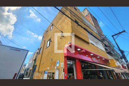 Fachada de casa para alugar com 2 quartos, 60m² em Boca do Rio, Salvador