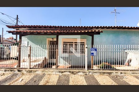 Plaquinha de casa à venda com 3 quartos, 150m² em Vila Costa E Silva, Campinas