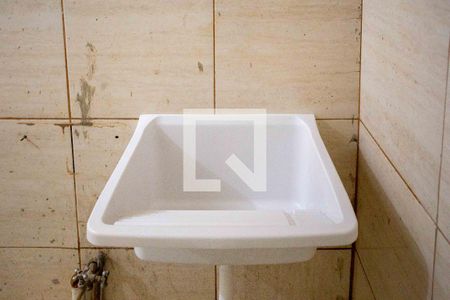 Área de Serviço de casa para alugar com 1 quarto, 48m² em Piraporinha, Diadema