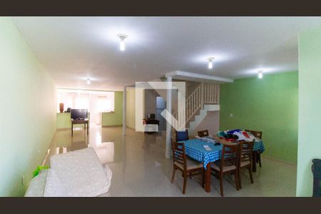 Sala de apartamento à venda com 3 quartos, 120m² em Piratininga, Niterói