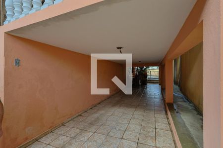 Garagem de casa para alugar com 3 quartos, 247m² em Pirajá, Belo Horizonte
