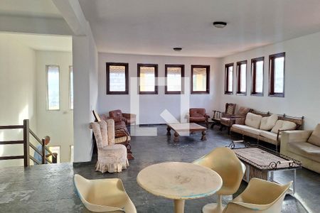 Sala 2 de casa à venda com 4 quartos, 650m² em Piratininga, Niterói
