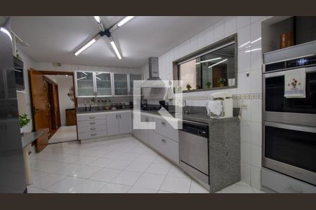 Cozinha de casa de condomínio à venda com 5 quartos, 710m² em Barra da Tijuca, Rio de Janeiro