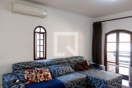 Sala de casa à venda com 3 quartos, 375m² em Jardim Bussocaba, Osasco