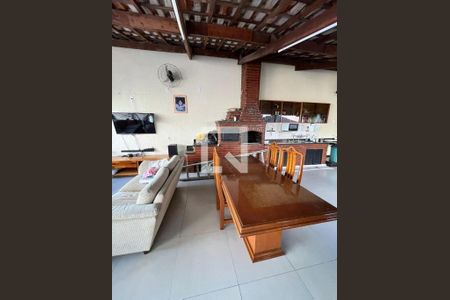 Casa à venda com 4 quartos, 400m² em Tatuapé, São Paulo