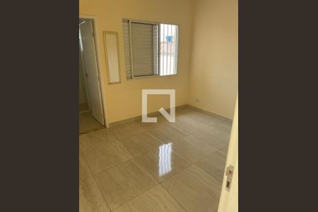 Casa à venda com 3 quartos, 108m² em Vila Carrão, São Paulo