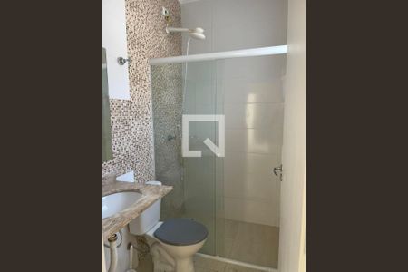 Casa à venda com 3 quartos, 108m² em Vila Carrão, São Paulo