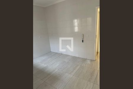 Casa à venda com 3 quartos, 108m² em Vila Carrão, São Paulo