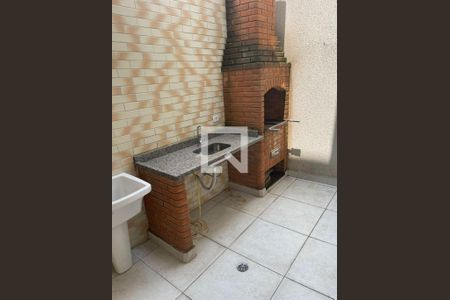 Casa à venda com 3 quartos, 108m² em Vila Carrão, São Paulo