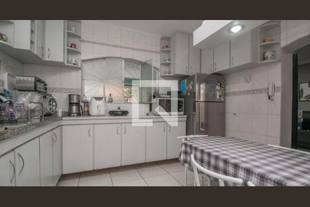 Casa de Condomínio à venda com 4 quartos, 300m² em Vila Carrão, São Paulo
