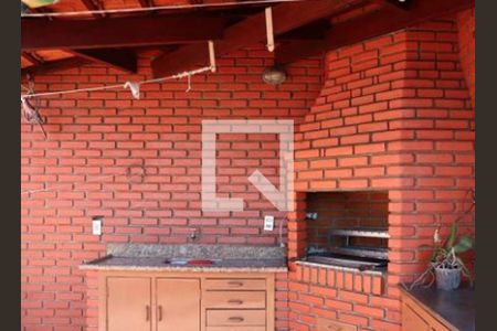 Casa de Condomínio à venda com 4 quartos, 268m² em Água Rasa, São Paulo