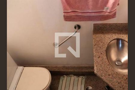 Casa de Condomínio à venda com 4 quartos, 268m² em Água Rasa, São Paulo