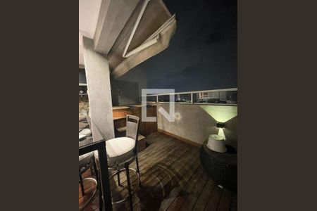 Apartamento para alugar com 2 quartos, 160m² em Vila Bertioga, São Paulo