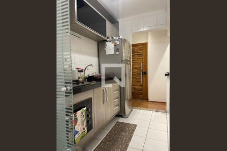 Apartamento para alugar com 2 quartos, 160m² em Vila Bertioga, São Paulo