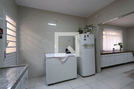 Cozinha de casa à venda com 3 quartos, 120m² em Jardim Ivone, São Paulo