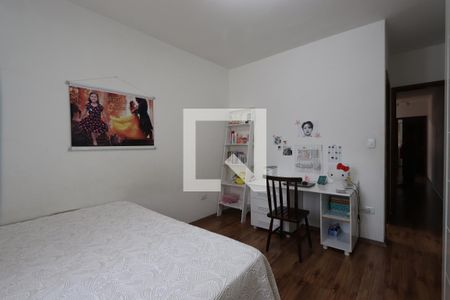 Suíte de casa à venda com 3 quartos, 120m² em Jardim Ivone, São Paulo