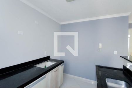 Cozinha de apartamento para alugar com 2 quartos, 47m² em Vila Alzira, Guarulhos
