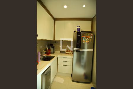 Cozinha de apartamento à venda com 2 quartos, 69m² em Jardim Olavo Bilac, São Bernardo do Campo