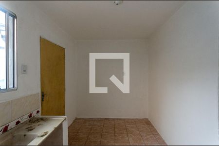 Cozinha de casa para alugar com 1 quarto, 40m² em Parque Maria Domitila, São Paulo