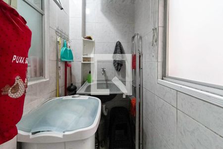 Área de serviço  de apartamento à venda com 3 quartos, 55m² em Urca, Contagem