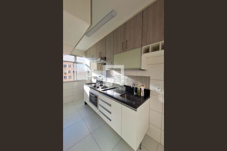 Cozinha de apartamento para alugar com 2 quartos, 65m² em Centro, Niterói