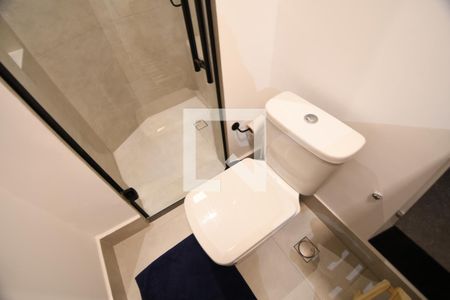 Banheiro de apartamento à venda com 1 quarto, 50m² em Centro, Campinas