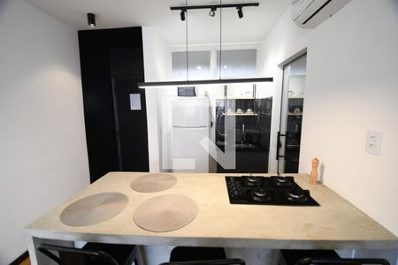 Cozinha de apartamento à venda com 1 quarto, 50m² em Centro, Campinas