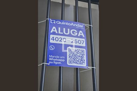 plaquinha  de casa para alugar com 1 quarto, 30m² em Itapuã, Salvador