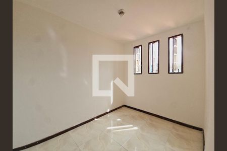 Quarto  de casa para alugar com 1 quarto, 30m² em Itapuã, Salvador