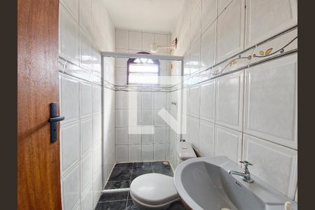 Banheiro de casa para alugar com 1 quarto, 30m² em Itapuã, Salvador