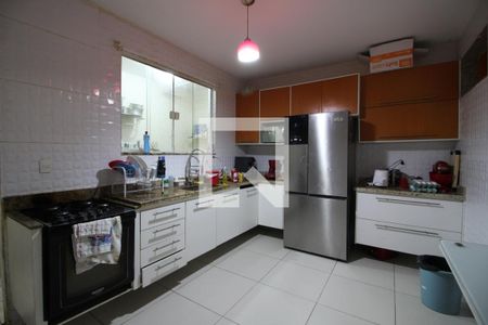 Cozinha de casa de condomínio à venda com 3 quartos, 180m² em Taquara, Rio de Janeiro