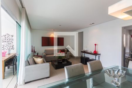 Sala de apartamento à venda com 4 quartos, 120m² em Funcionários, Belo Horizonte