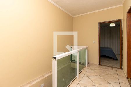 Corredor dos Quartos de casa à venda com 3 quartos, 349m² em Vila Medeiros, São Paulo