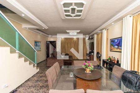 Sala de casa à venda com 3 quartos, 349m² em Vila Medeiros, São Paulo