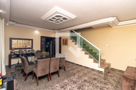 Sala de casa à venda com 3 quartos, 349m² em Vila Medeiros, São Paulo