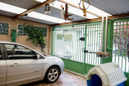 Garagem de casa à venda com 4 quartos, 148m² em Novo Osasco, Osasco