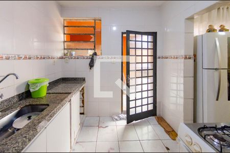 Cozinha de casa à venda com 4 quartos, 214m² em Salgado Filho, Belo Horizonte