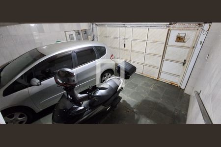 Garagem de casa à venda com 3 quartos, 157m² em Olímpico, São Caetano do Sul
