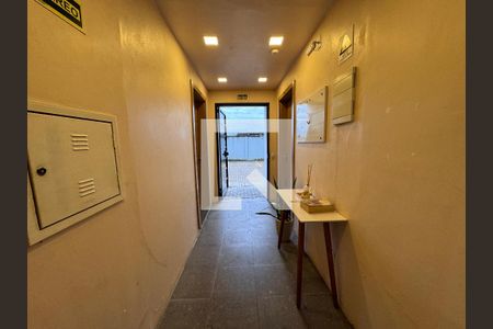 Corredor de apartamento à venda com 2 quartos, 48m² em Feitoria, São Leopoldo