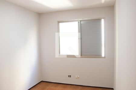 Quarto 2 de apartamento para alugar com 3 quartos, 90m² em Setor Oeste, Goiânia