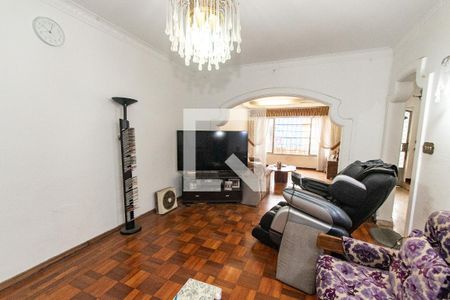 Sala de TV de casa à venda com 4 quartos, 350m² em Ipiranga, São Paulo